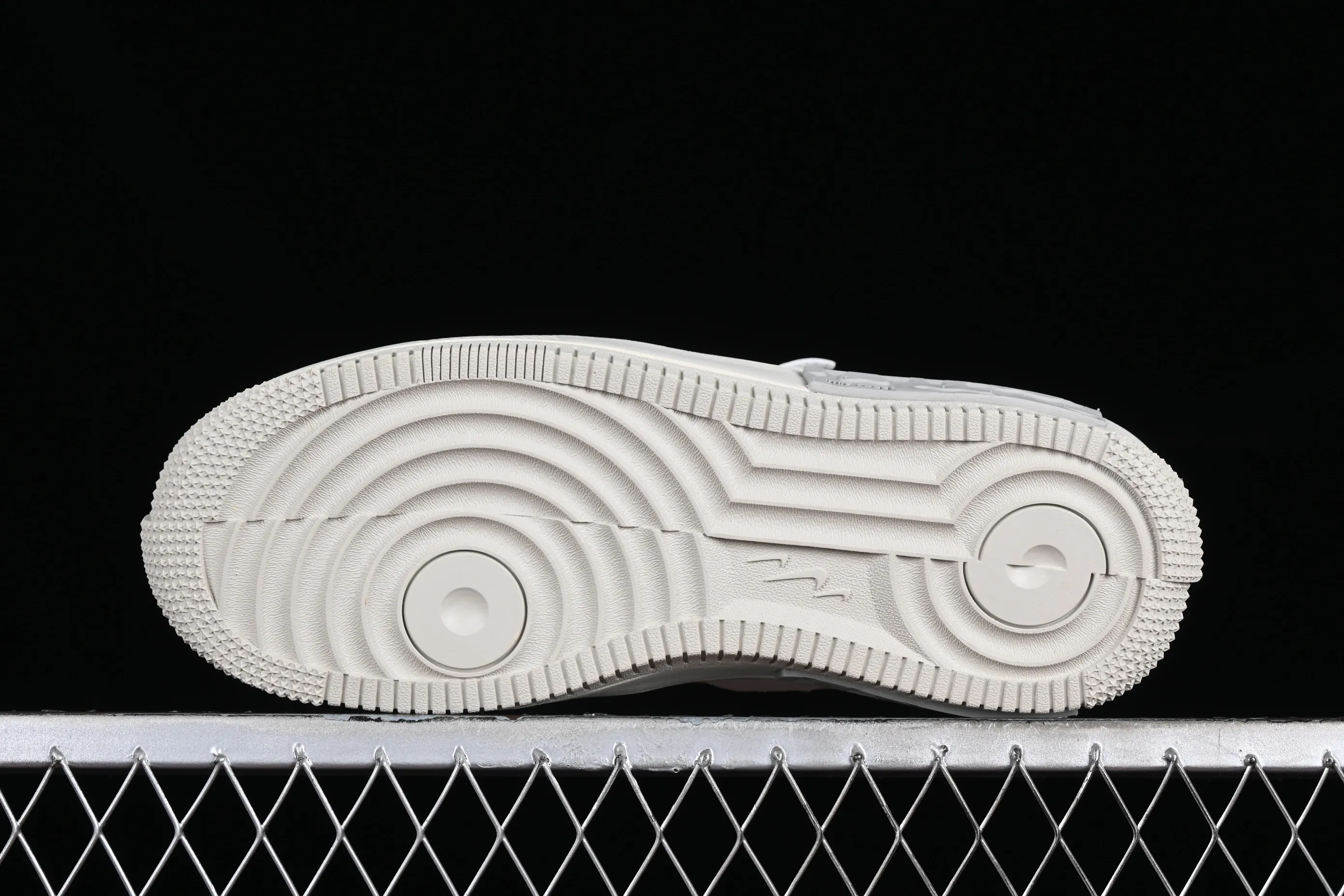 All categories Nk Air Force 1 Air Force series Nk Air Force 1 Fontanka Air Force low-top Nk Air Force 1 Fontanka Fontanka series Beige Gray Air Force One low-top casual sneakers DV6984-100